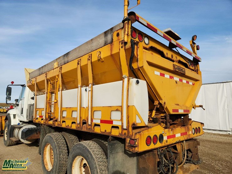 2016-international-workstar-7400-image-26
