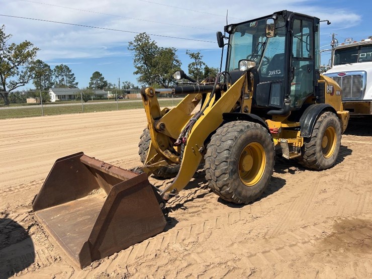2021-caterpillar-908m-image-8