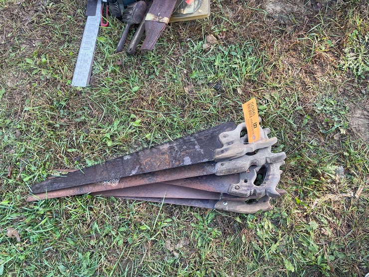 #5086-•-(5)-hand-saws-image-1