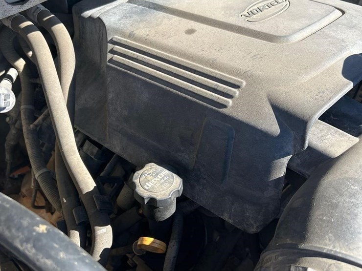 2014-chevrolet-silverado-2500hd-image-54