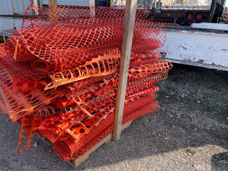 #1946-•-pallet-of-security-fencing-image-2