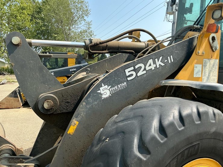 2018-deere-524k-image-33