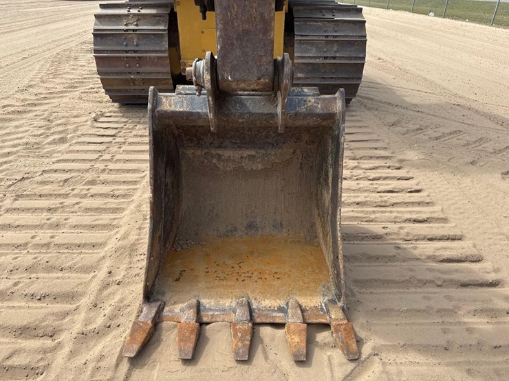 deere-85g-image-24