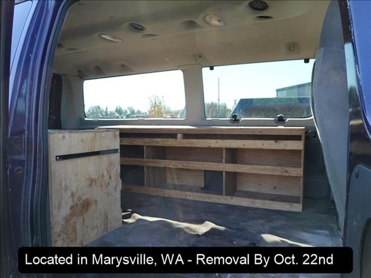 2009-ford-e350-image-21