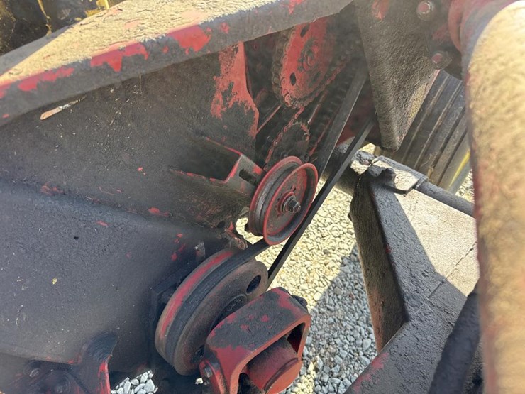 new-holland-479-image-11