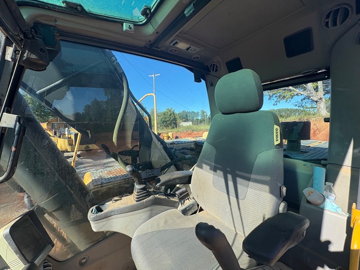 volvo-ec210cl-image-20
