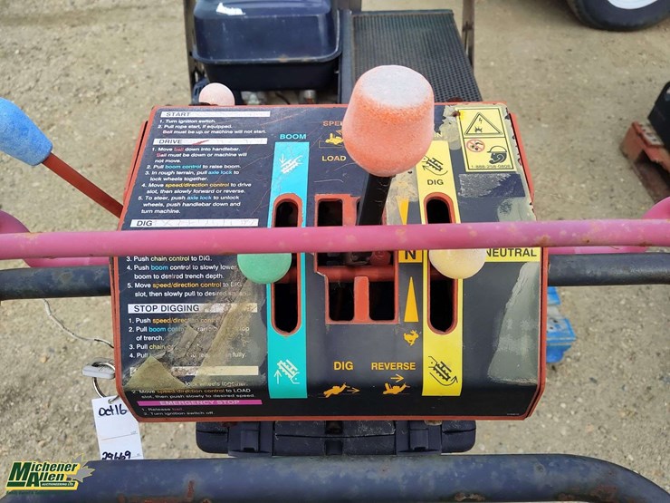 2006-ditch-witch-1330-image-8