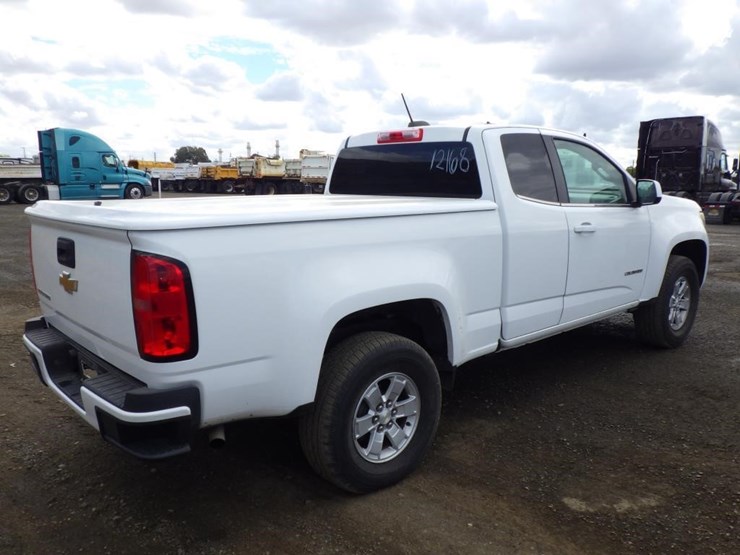 2015-chevrolet-colorado-image-3