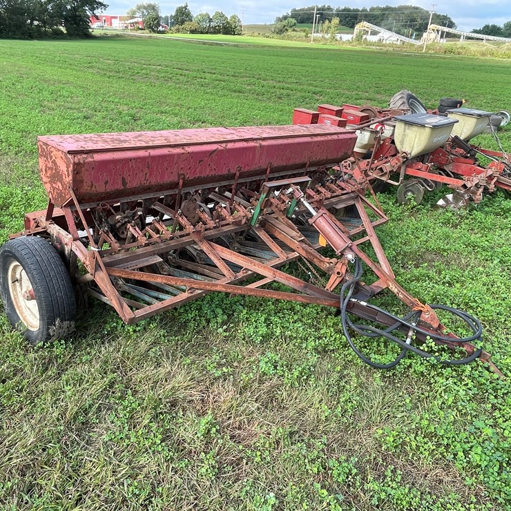 #5010 • McCormick 10' Grain Drill