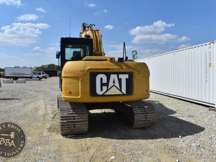2011-caterpillar-312d-image-12
