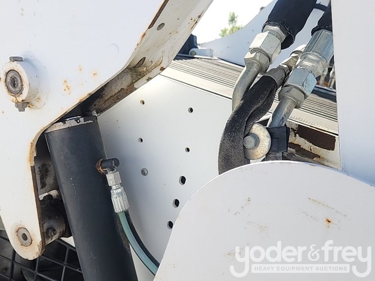 bobcat-t590-image-17