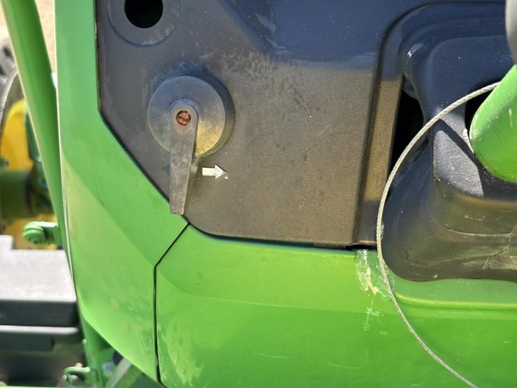 2018-john-deere-5075e-image-23