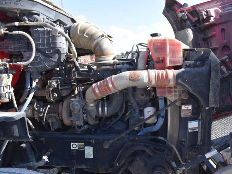 2018-kenworth-t880-image-79