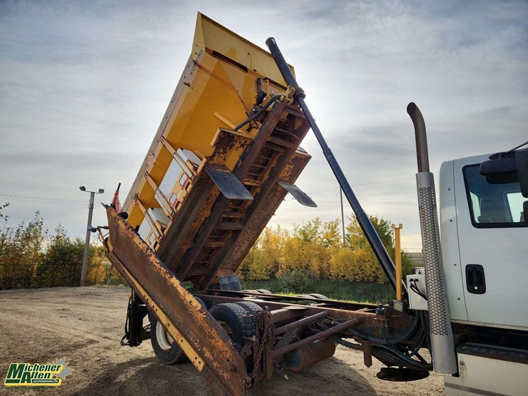 2016-international-workstar-7400-image-33