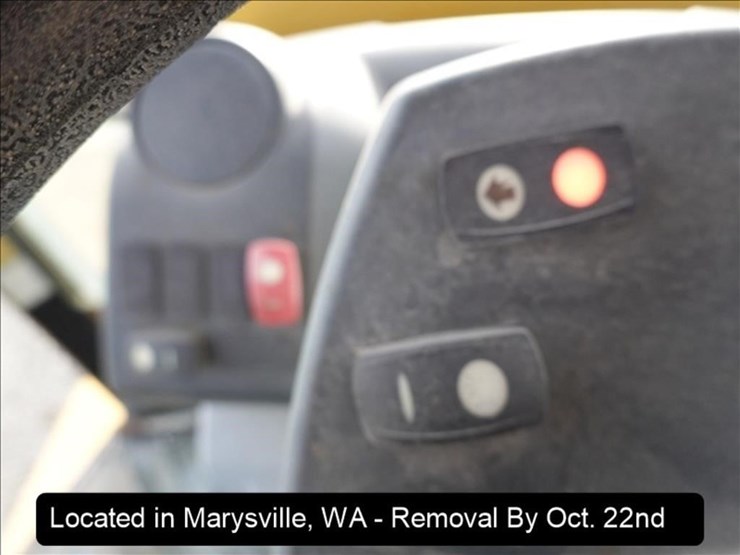 2014-caterpillar-420f-image-27
