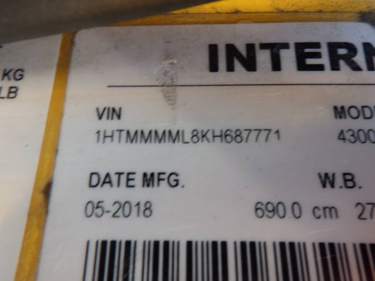2019-international-durastar-4300-image-10