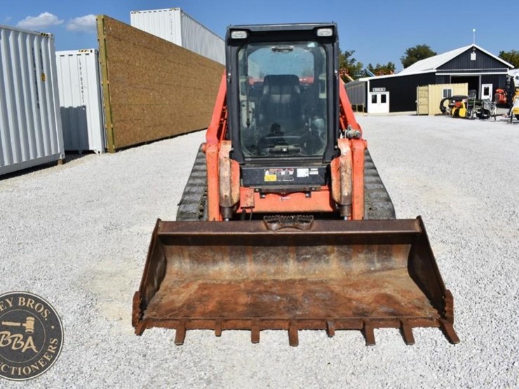 2021-kubota-svl97-2-image-61