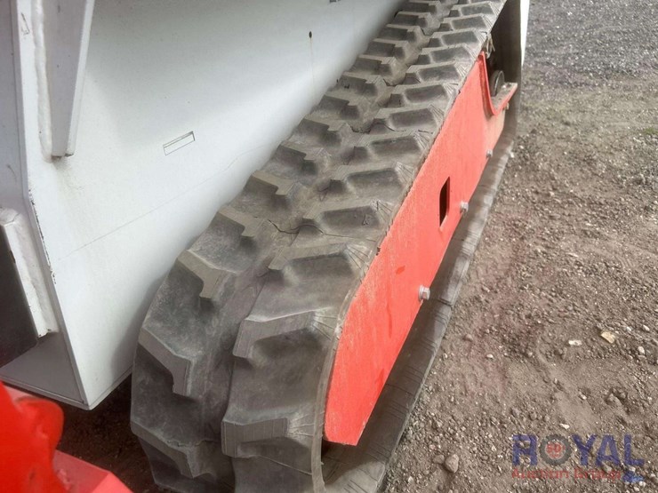 2025-ggma-gm670-compact-track-loader-skid-steer-image-28