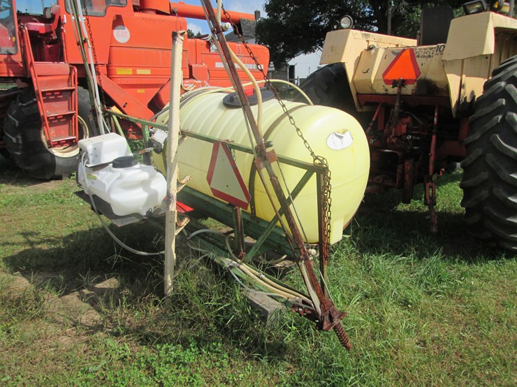 #5039-•-200-gallon-3-point-sprayer-image-1