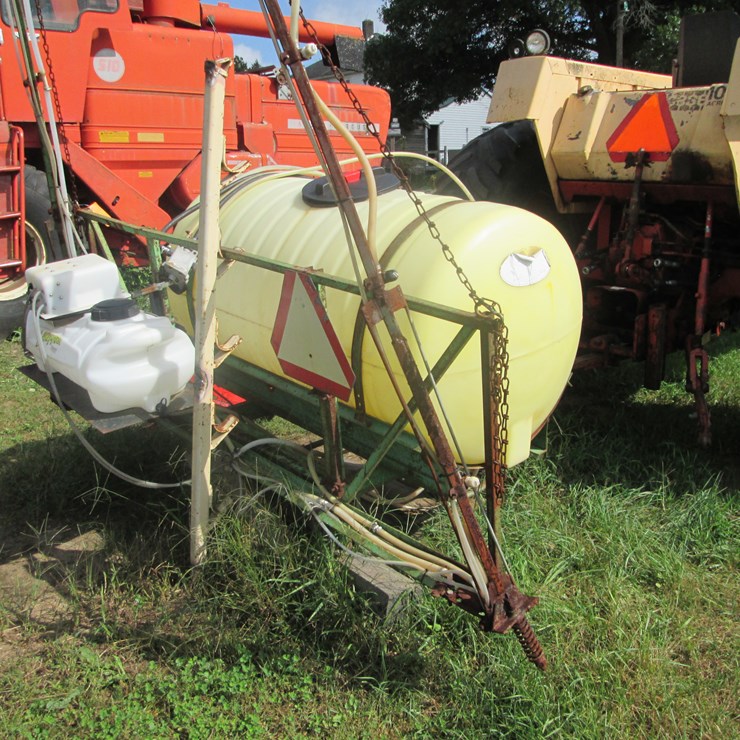 #5039 • 200 Gallon 3 Point Sprayer