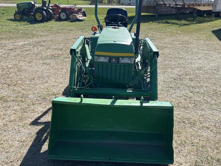 1992-john-deere-670-image-2
