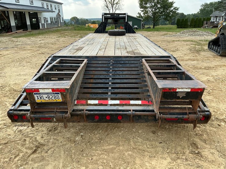 #150-•-2015-pj-gooseneck-trailer-image-34