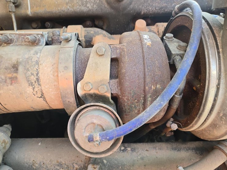 2003-caterpillar-c12-image-35