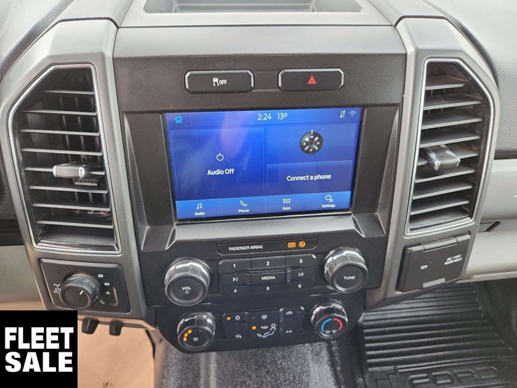 2021-ford-f350-image-12