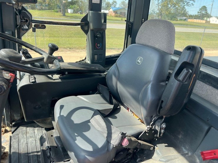 2009-deere-544k-image-31