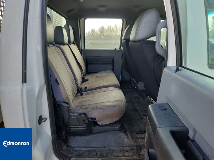 2013-ford-f550-image-18
