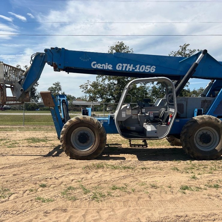 2008 GENIE GTH1056