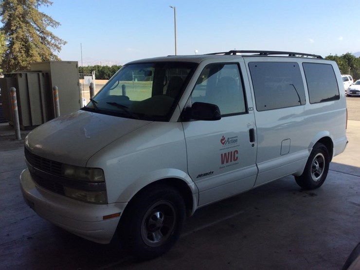 2002-chevrolet-astro-image-2