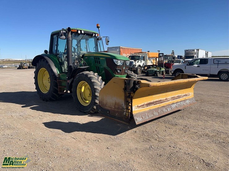 2015-john-deere-6125m-image-6