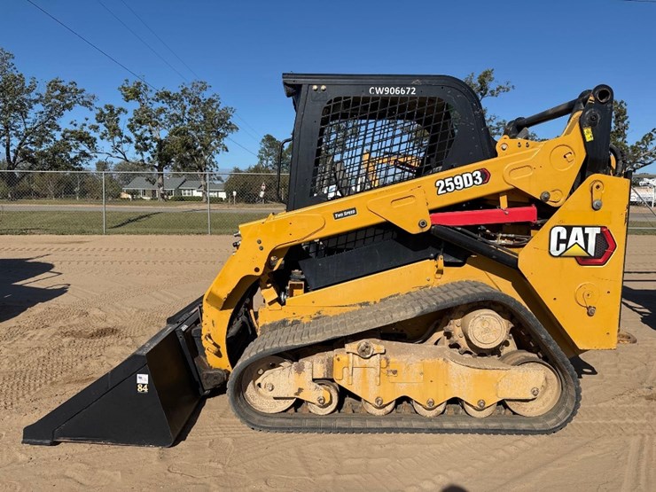 2020-caterpillar-259d3-image-1