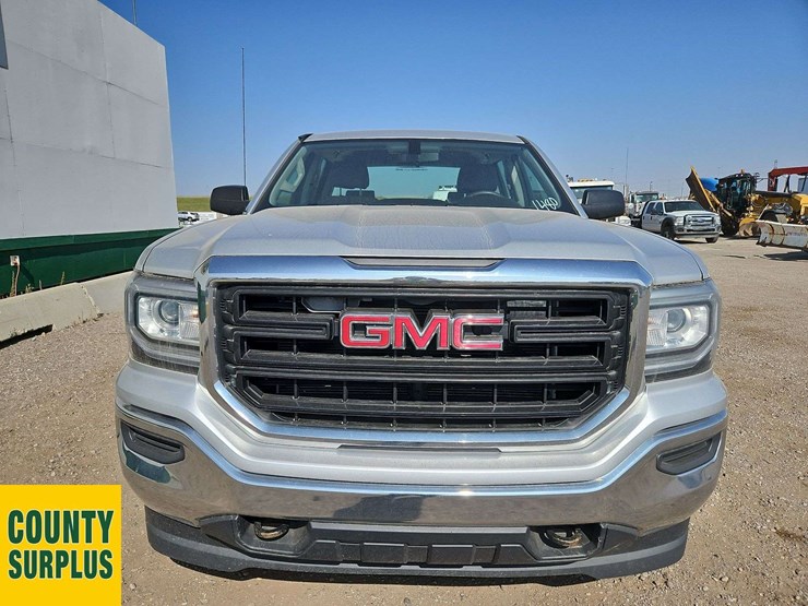 2017-gmc-sierra-1500-image-15