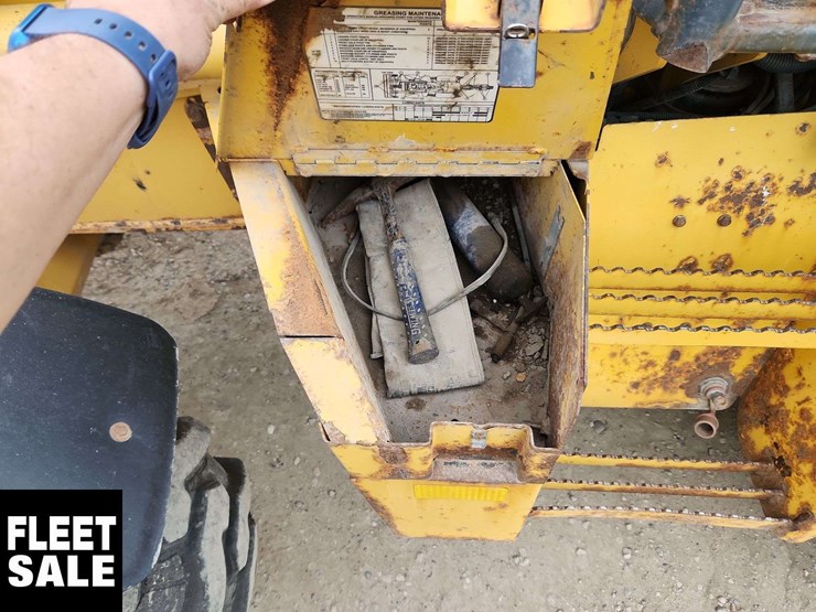 2014-deere-410k-image-36
