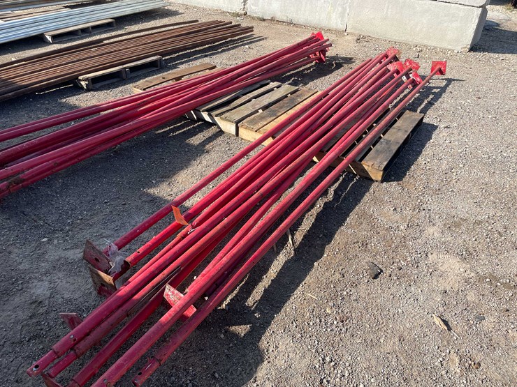 #1951-•-(12)-scaffolding-winter-enclosure-brackets-image-1