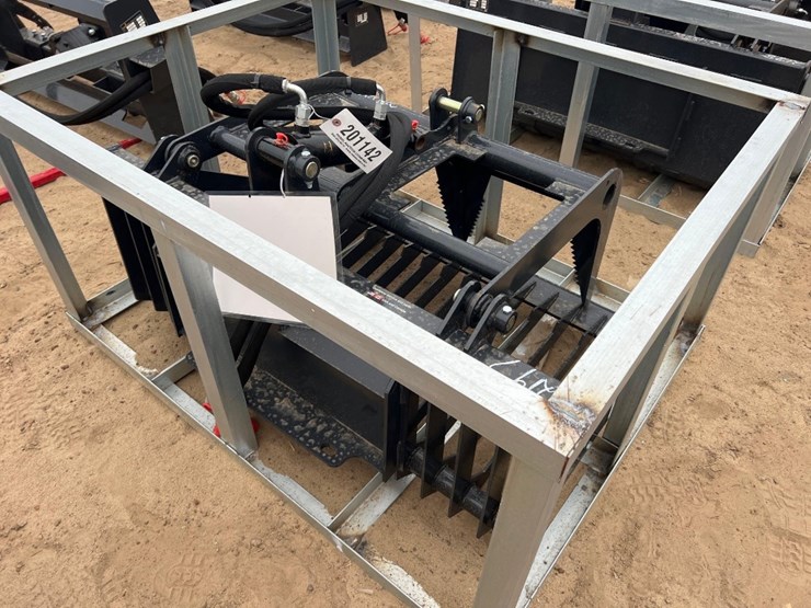 unused-landhonor-mgb-72-44w-44"-mini-grapple-bkt-image-2