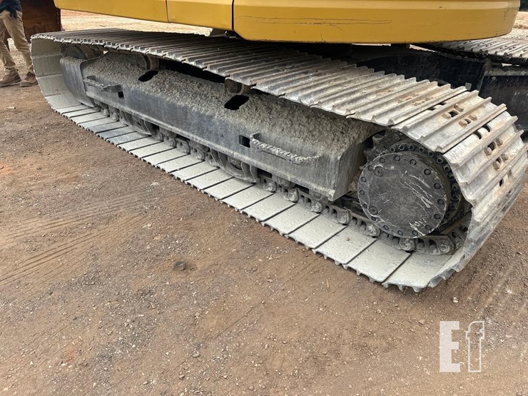 2018-caterpillar-325flcr-image-21