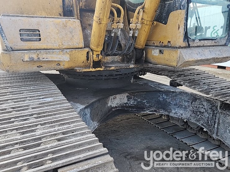 2006-komatsu-pc200-lc-7-image-13