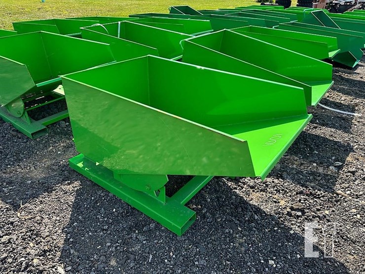hurricane-1/4-yard-dump-hopper-image-2
