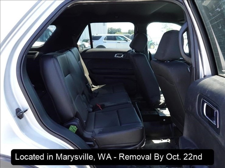 2018-ford-explorer-image-24