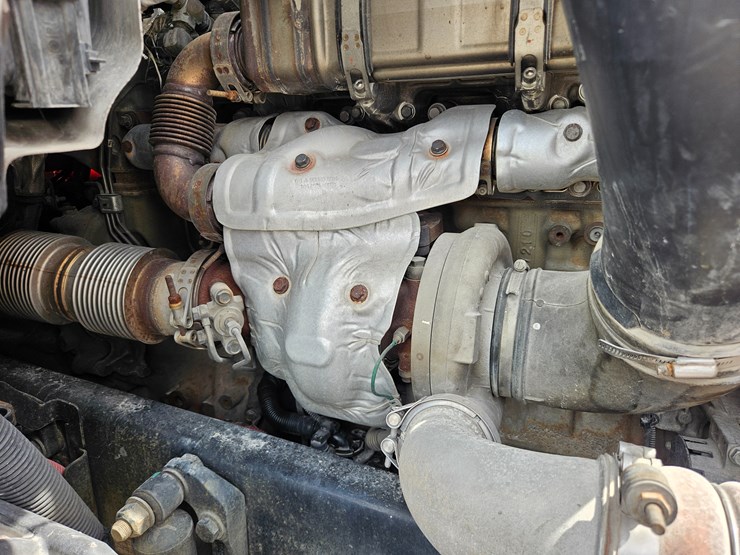 2019-freightliner-cascadia-126-image-44