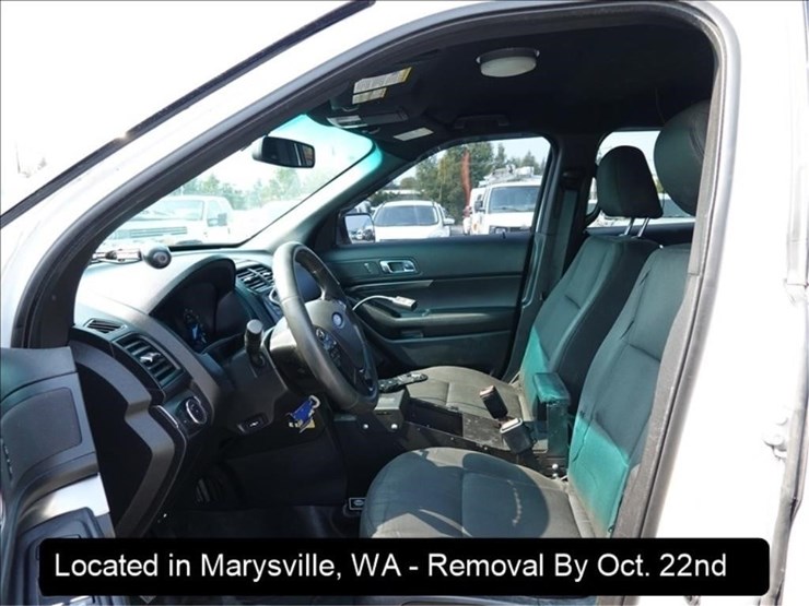 2017-ford-explorer-image-4