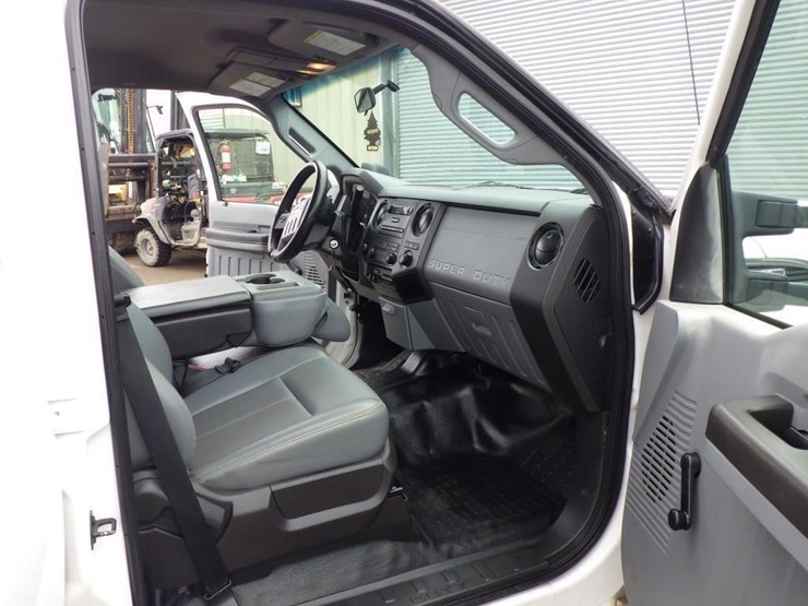 2016-ford-f550-image-7