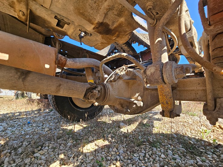 2005-ford-f450-image-44