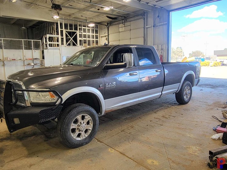 2014-ram-3500-hd-image-3