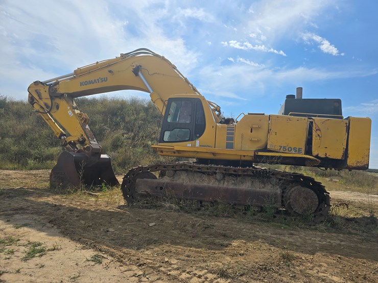 komatsu-pc750-se-image-28