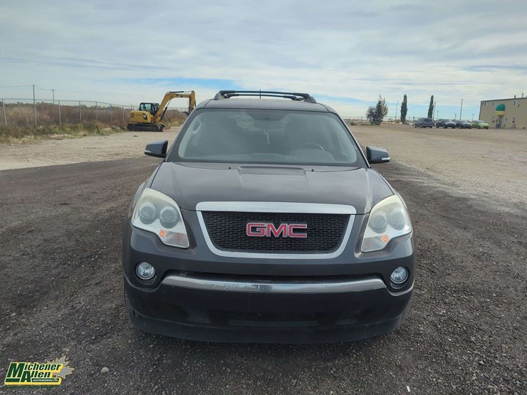 2012-gmc-acadia-image-19