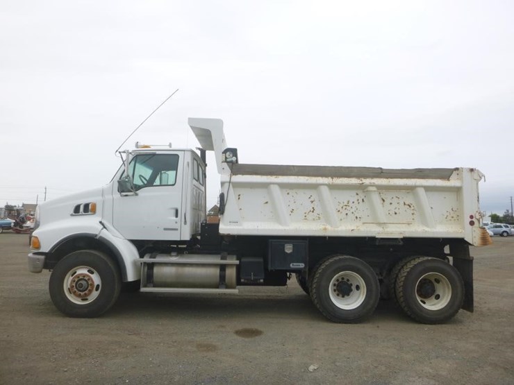 2008-sterling-lt9500-image-5
